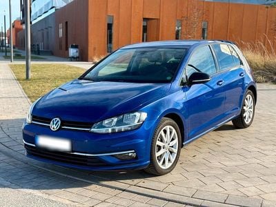 Gebraucht VW Golf VII Join 150 PS (110 kW) 2018 Blau Limousine