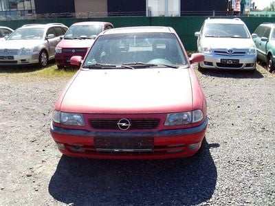 Second-hand Opel Astra 75 CP (55 kW) 1996 Roșu Berlinǎ