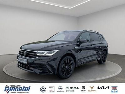 Deep black perleffekt Gebraucht 2023 VW Tiguan Allspace R-line SUV | 39.860 € (Fairer Preis)