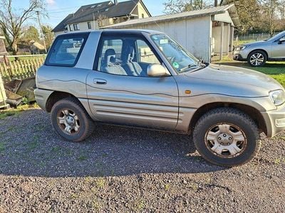 Gebraucht Toyota RAV4 128 PS (94 kW) 2000 Grau SUV