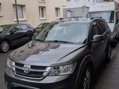 Gebraucht Fiat Freemont 170 PS (125 kW) 2014 Grau SUV