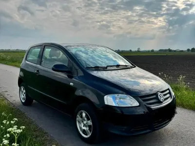 Używany VW Fox 55 KM (40 kW) 2006 Czarny Hatchback