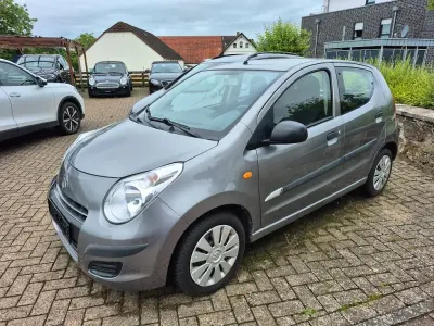 Gebraucht Suzuki Alto Basic 68 PS (50 kW) 2014 Grau Kleinwagen