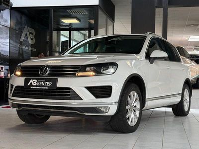 Gebraucht VW Touareg Terrain Tech 262 PS (192 kW) 2015 Weiß SUV