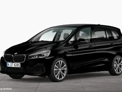 Gebraucht BMW 220 Gran Tourer Advantage 190 PS (139 kW) 2022 Schwarz ii Van / Kleinbus