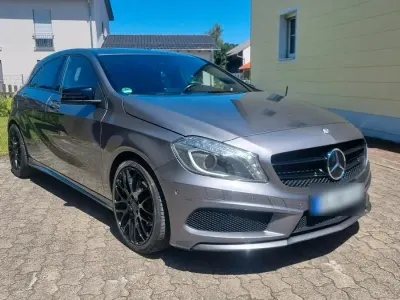 Gebraucht Mercedes A200 AMG line 156 PS (114 kW) 2014 Grau Kleinwagen