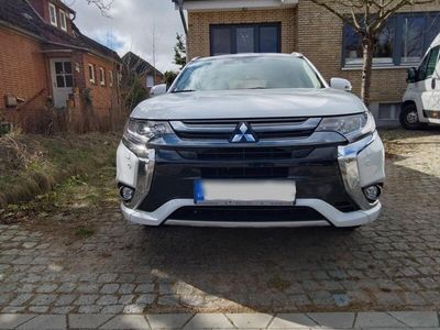 Mitsubishi Outlander P-HEV