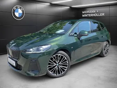 Gebraucht BMW 218 Active Tourer M Sport 136 PS (100 kW) 2025 Grün Van / Kleinbus