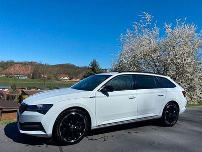 Gebraucht Skoda Superb SportLine 156 PS (114 kW) 2021 Weiß Kombi