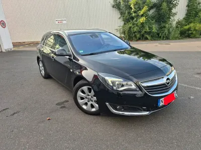 Gebraucht Opel Insignia Edition 136 PS (100 kW) 2016 Schwarz Kombi