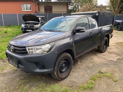 Usata Toyota HiLux 150 CV (110 kW) 2019 Grigio Pick-up