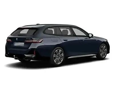 Gebraucht BMW i5 M Sport 250 kW (340 PS) 2025 Schwarz Kombi