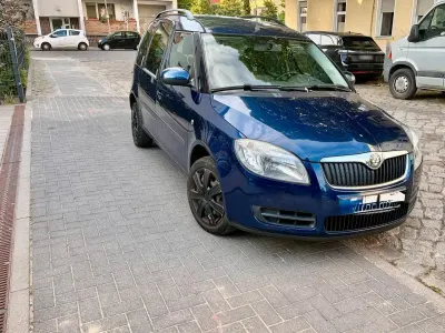 Gebraucht Skoda Roomster 105 PS (77 kW) 2009 Blau Van / Kleinbus