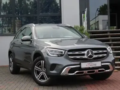 Gebraucht Mercedes GLC220 194 PS (142 kW) 2021 Grau SUV