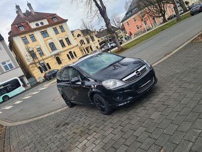Gebraucht Opel Zafira Family 140 PS (102 kW) 2012 Schwarz Van / Kleinbus