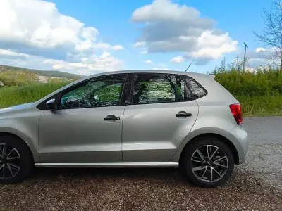 Gebraucht VW Polo Trendline 60 PS (44 kW) 2010 Silber Kleinwagen