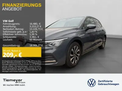 Używany VW Golf VIII Active 150 KM (110 kW) 2022 Szary Sedan/Limuzyna