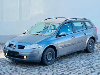 Gebraucht Renault Mégane Dynamique 131 PS (96 kW) 2005 Grau Limousine