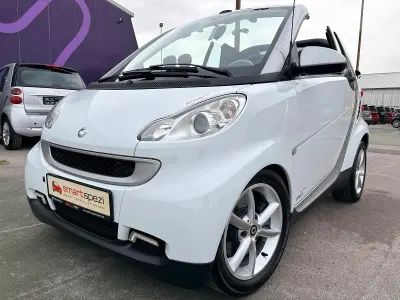 Gebraucht Smart ForTwo Cabrio 71 PS (52 kW) 2010 Sicherheitszelle silber Cabrio