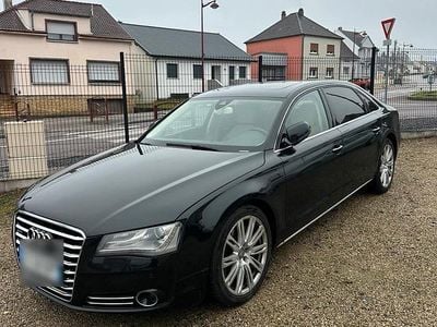Schwarz Gebraucht 2012 Audi A8 Limousine | 10.900 €