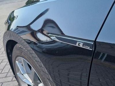 Schwarz Gebraucht 2022 VW Passat Elegance Limousine | 17.997 € (Teuer)