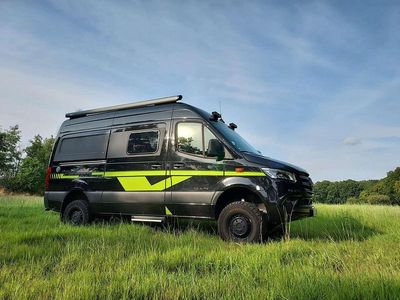 Schwarz Gebraucht 2023 Mercedes Sprinter Van | 105.000 €