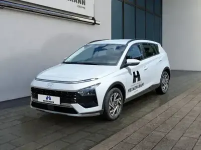 Gebraucht Hyundai Bayon Trend 101 PS (74 kW) 2025 Lumen grey SUV
