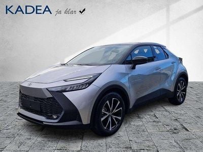 Neu Toyota C-HR 140 PS (102 kW) 2025 Silver metallic (1l0)/ black ( SUV
