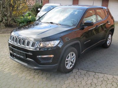 Gebraucht Jeep Compass Sport 120 PS (88 kW) 2019 Schwarz SUV
