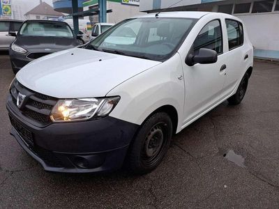 Second-hand Dacia Sandero Essentiel 75 CP (55 kW) 2015 Alb Hatchback