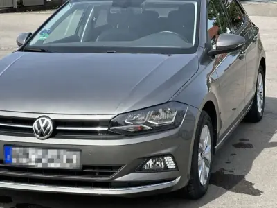 Gebraucht VW Polo Highline 95 PS (69 kW) 2018 Silber Kleinwagen