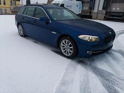 Gebraucht BMW 535 313 PS (230 kW) 2012 Blau Kombi