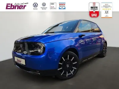 Second-hand Honda e Advance 113 kW (154 CP) 2020 Albastru Hatchback