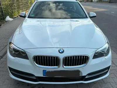 Gebraucht BMW 520 194 PS (142 kW) 2017 Weiß Limousine