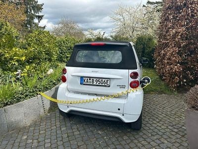 Gebraucht Smart ForTwo Cabrio 55 kW (75 PS) 2013 Weiß Cabrio