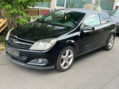 Opel Astra GTC