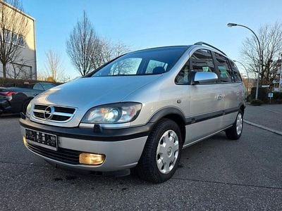 Gebraucht Opel Zafira Comfort 147 PS (108 kW) 2003 Silber Van / Kleinbus