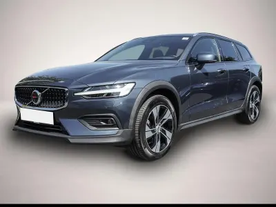 Gebraucht Volvo V60 CC Ultimate 197 PS (144 kW) 2024 Manufacturer Kombi