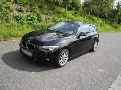 Gebraucht BMW 114 102 PS (75 kW) 2014 Schwarz Kleinwagen