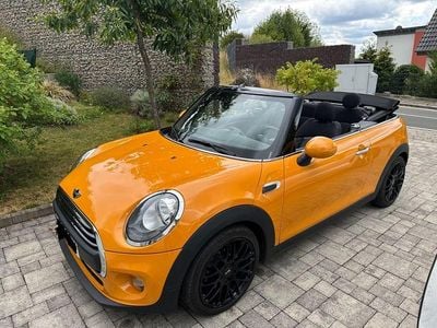 Gebraucht Mini One Cabriolet Pepper 102 PS (75 kW) 2016 Orange Cabrio