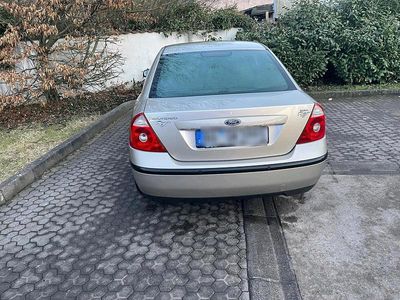 Gold Gebraucht 2005 Ford Aerostar Van / Kleinbus | 1.000 €