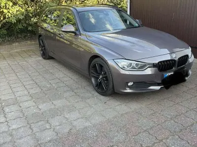 Gebraucht BMW 320 184 PS (135 kW) 2013 Kombi