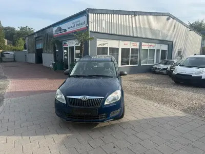 Gebraucht Skoda Roomster Active 90 PS (66 kW) 2012 Blau Van / Kleinbus