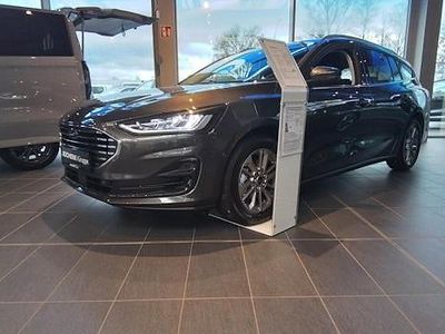 Neu Ford Focus 155 PS (114 kW) 2026 Grau Kombi