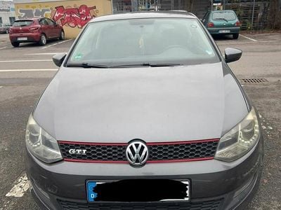 Grau Gebraucht 2011 VW Polo Kleinwagen | 3.700 € (Fairer Preis)