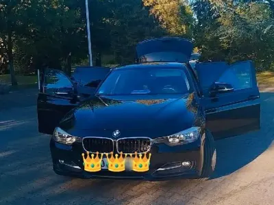Gebraucht BMW 318 143 PS (105 kW) 2013 Schwarz Kombi