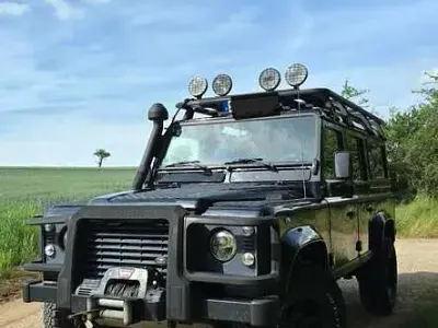 Gebraucht Land Rover Defender SE 122 PS (89 kW) 2005 Schwarz Kombi