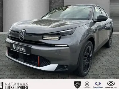 Neu Citroën C4 145 PS (106 kW) 2025 Grau Limousine