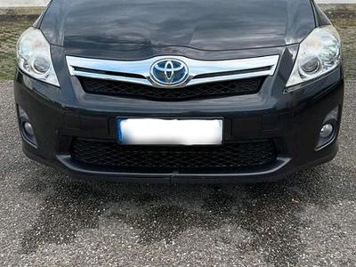 Toyota Auris Hybrid