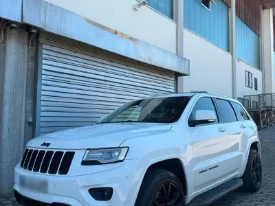 Gebraucht Jeep Grand Cherokee Overland 250 PS (183 kW) 2015 Weiß SUV